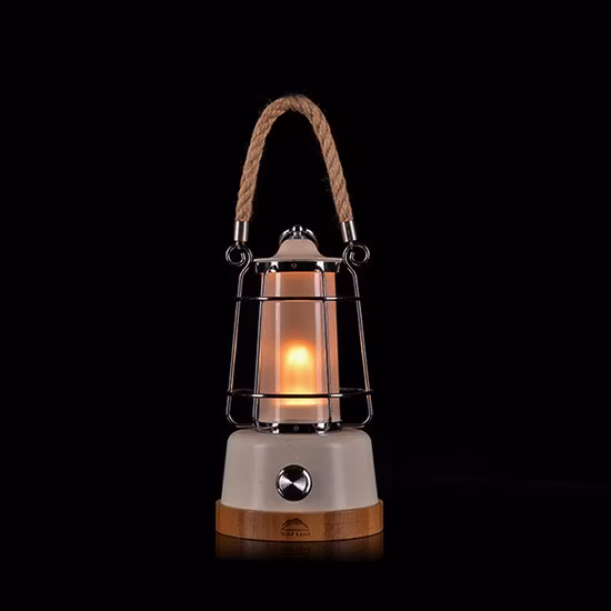Klassische wiederaufladbare Outdoor-Freizeit-LED-Campinglaterne-R